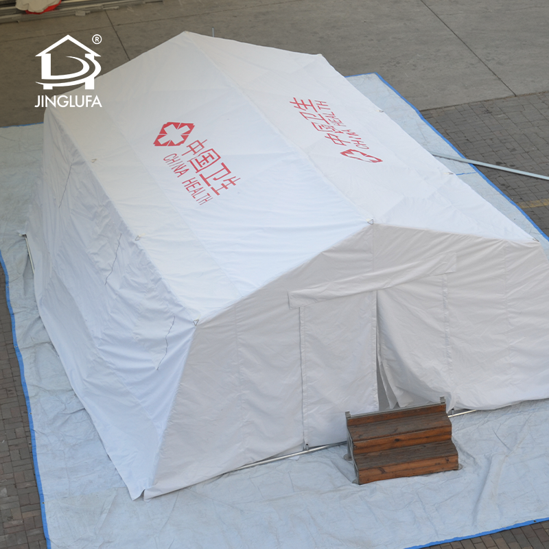 Tenda com armação de metal